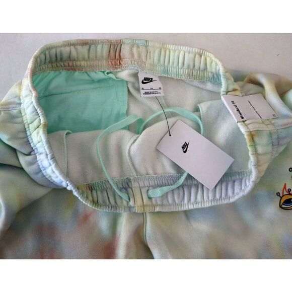 Nike DZ3064 379 Men's Sz XL Green/Pink Tie-Dye Embroidered Fleece Jogger Pants - Picture 3 of 11
